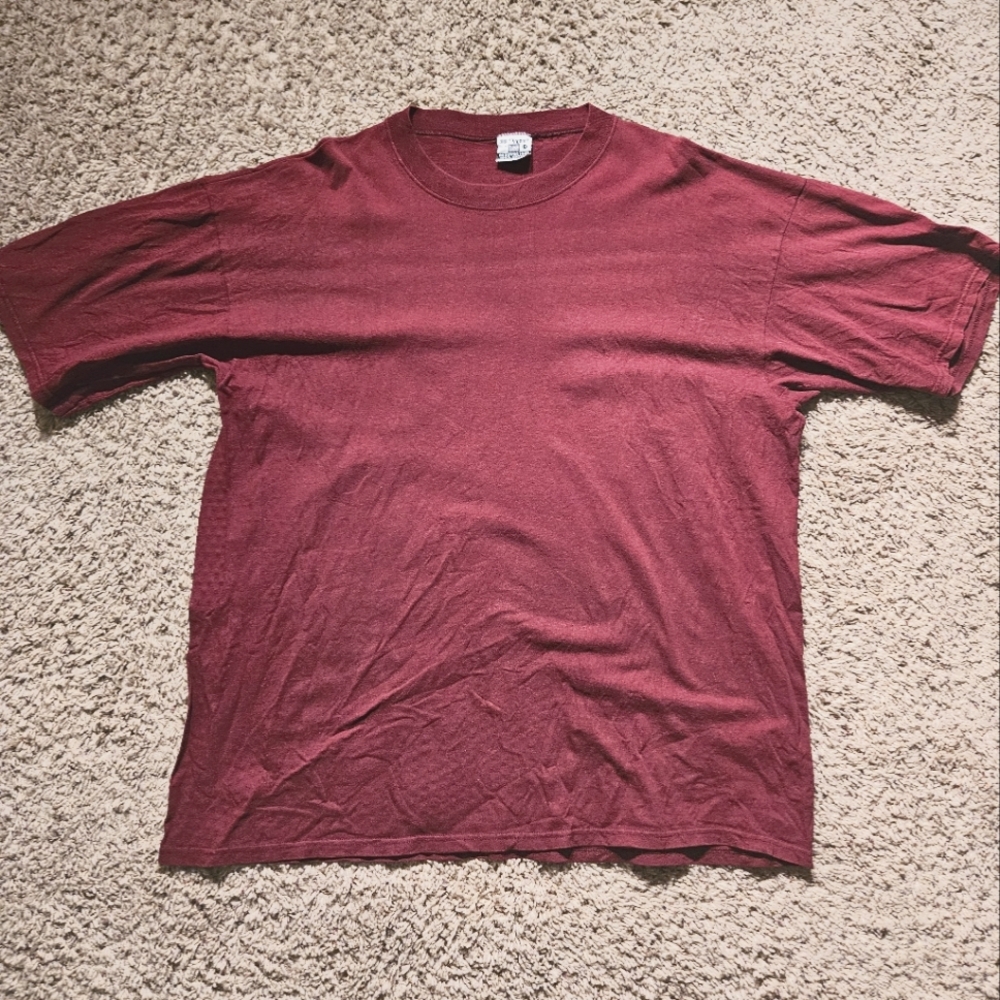 Vintage Men's Burgundy Sturdy Tee's by Lee